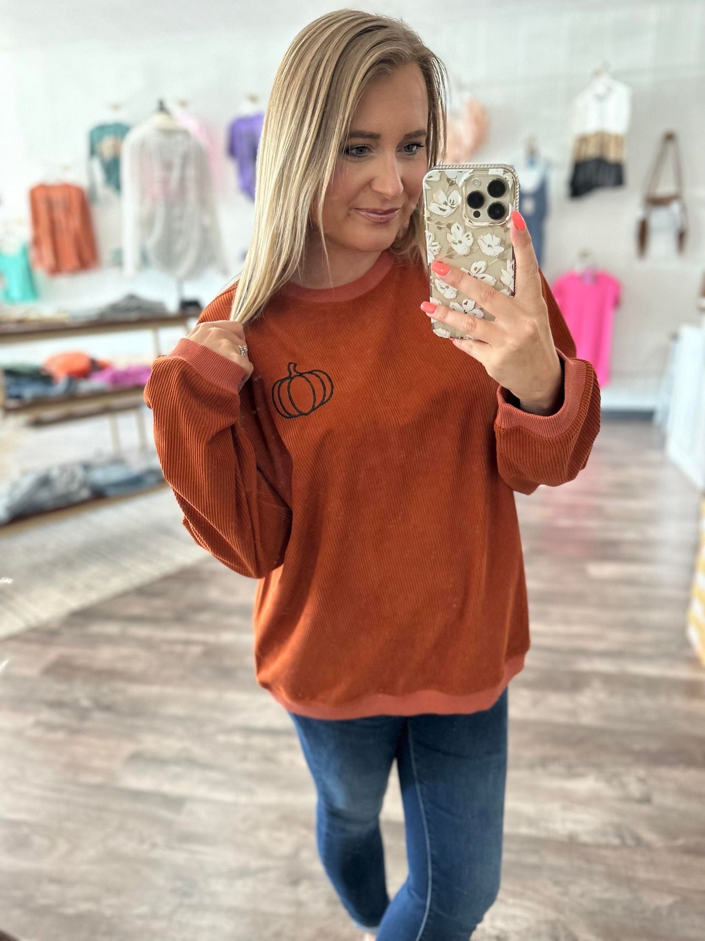 EMBROIDERED PUMPKIN CORDED CREW