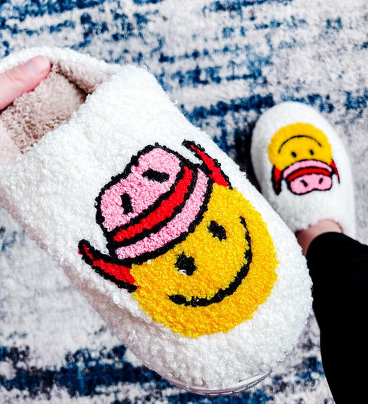 HAPPY SLIPPERS