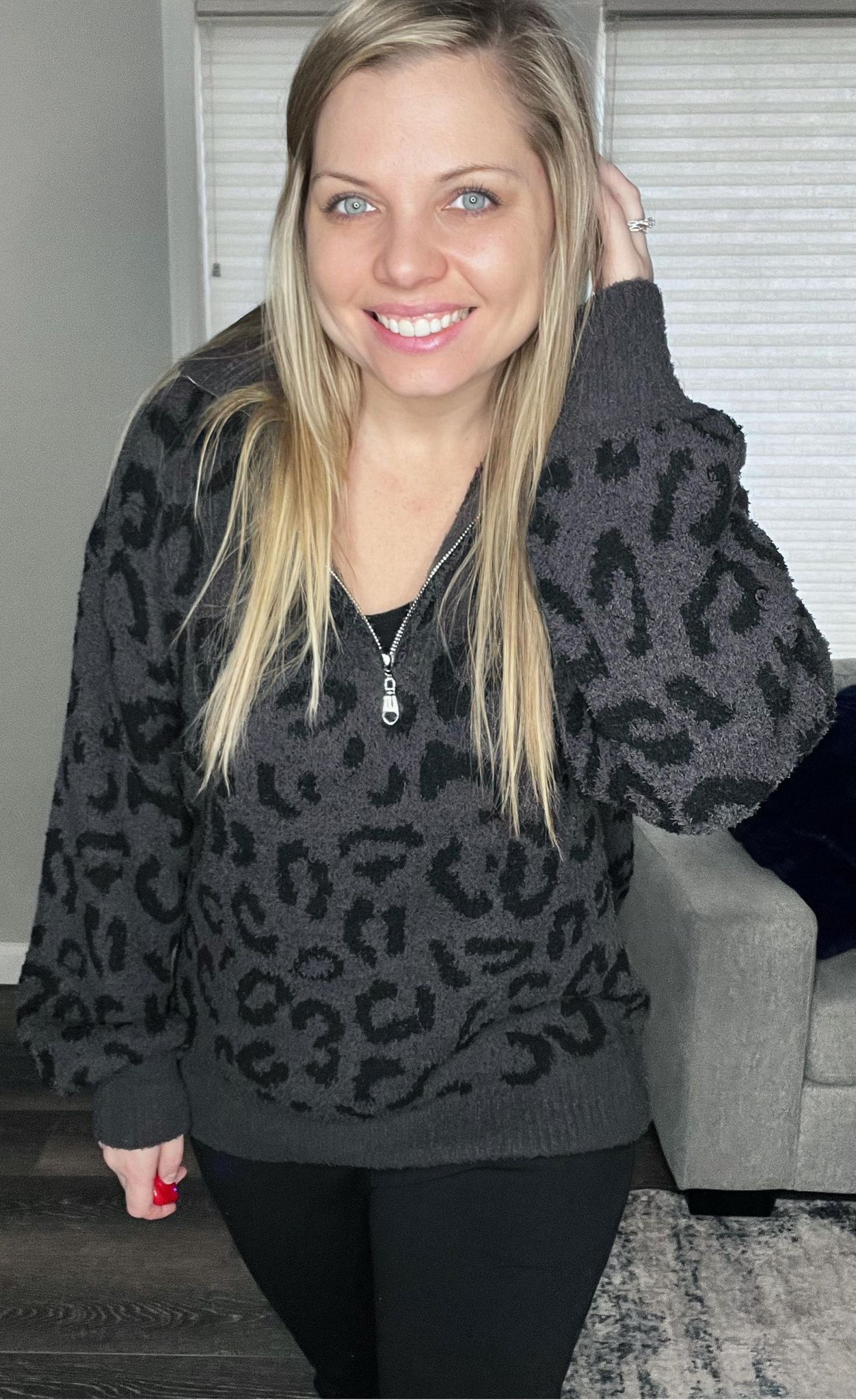 THE BAILEE BLACK LEOPARD PULLOVER