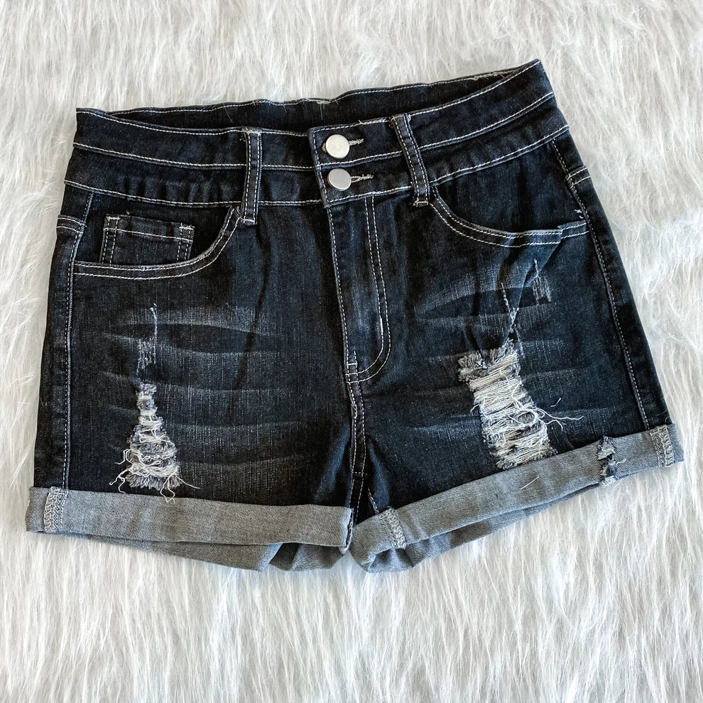 CUFFED & FRAYED SHORTS